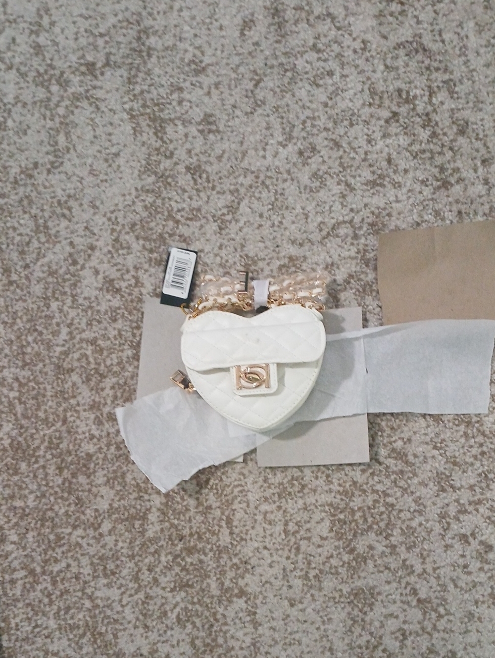 bebe White Quilted Heart Card & Key Holder with Gold Hardware